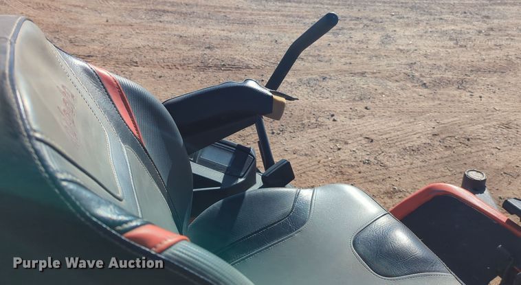 image for item ER4625 2020 Kubota ZD1211 ZTR lawn mower