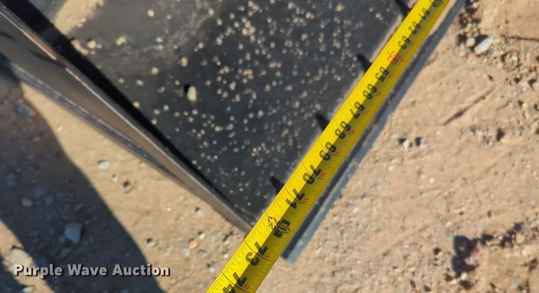 image for item ER4664 2021 Arrow 2306605BUN skid steer bucket