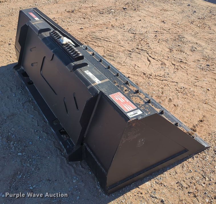 image for item ER4665 2021 Arrow 2306605BUN skid steer bucket