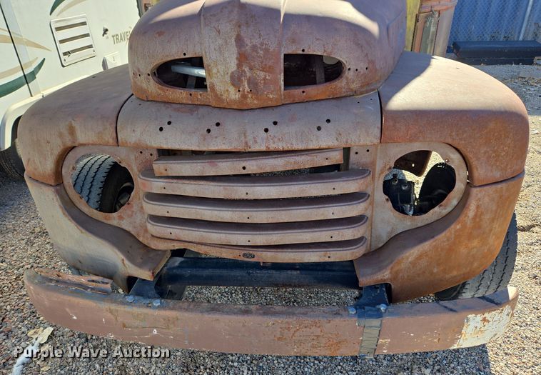 image for item ER5013 1949 Ford school bus