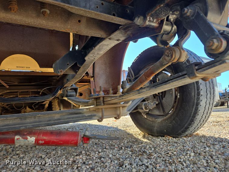 image for item ER5013 1949 Ford school bus