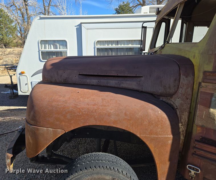 image for item ER5013 1949 Ford school bus