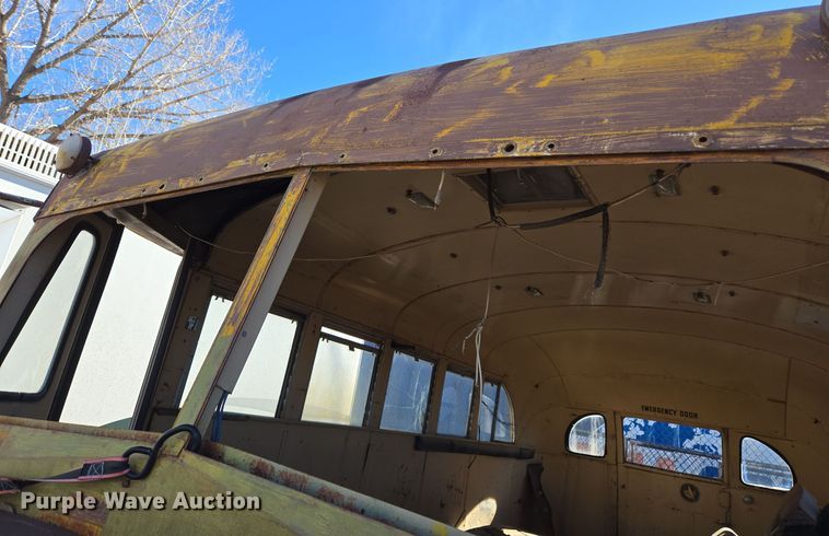 image for item ER5013 1949 Ford school bus