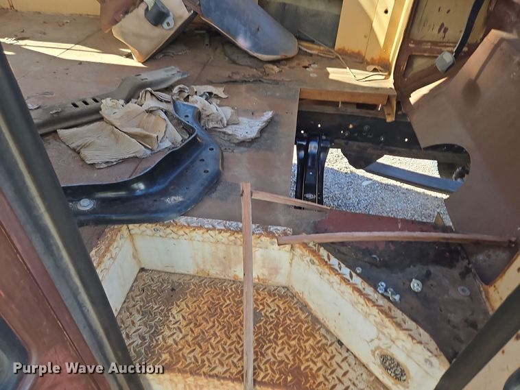 image for item ER5013 1949 Ford school bus