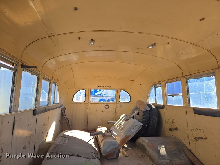 image for item ER5013 1949 Ford school bus