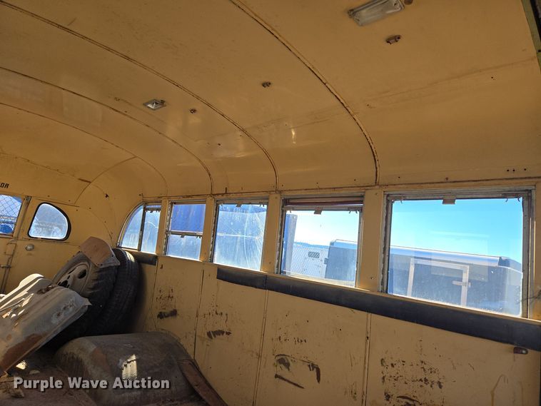image for item ER5013 1949 Ford school bus