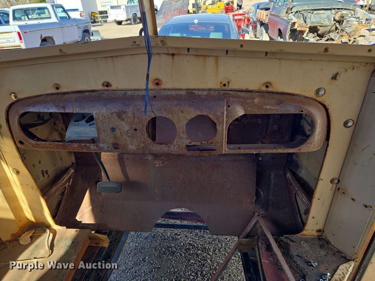 image for item ER5013 1949 Ford school bus