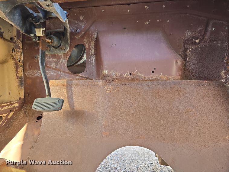 image for item ER5013 1949 Ford school bus