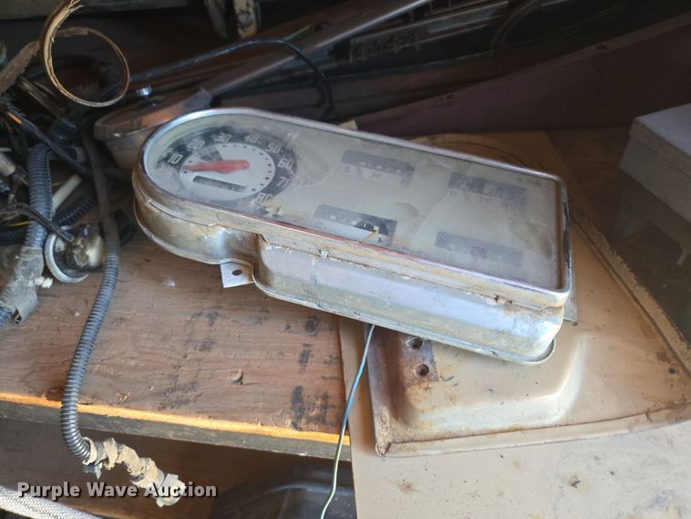 image for item ER5013 1949 Ford school bus