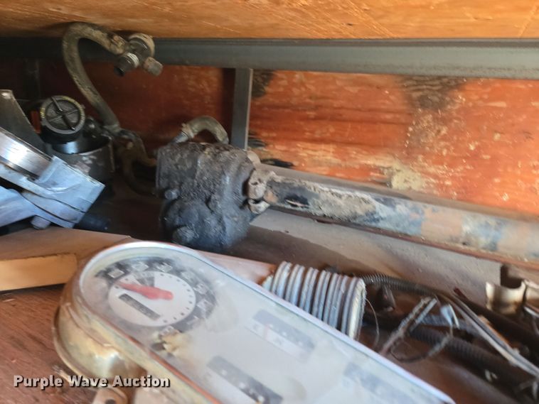 image for item ER5013 1949 Ford school bus