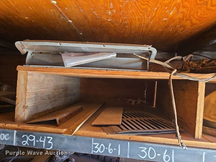 image for item ER5013 1949 Ford school bus