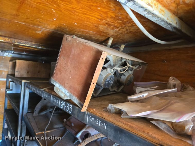 image for item ER5013 1949 Ford school bus