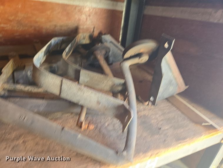 image for item ER5013 1949 Ford school bus