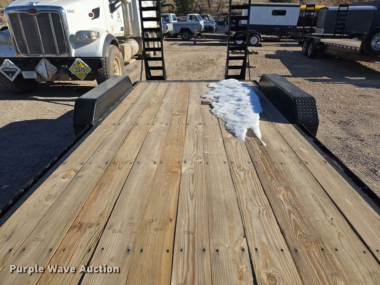 image for item ER5015 2005 Diamond T equipment trailer