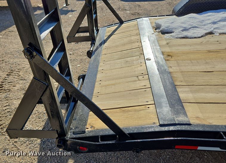 image for item ER5015 2005 Diamond T equipment trailer