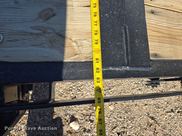 image for item ER5015 2005 Diamond T equipment trailer