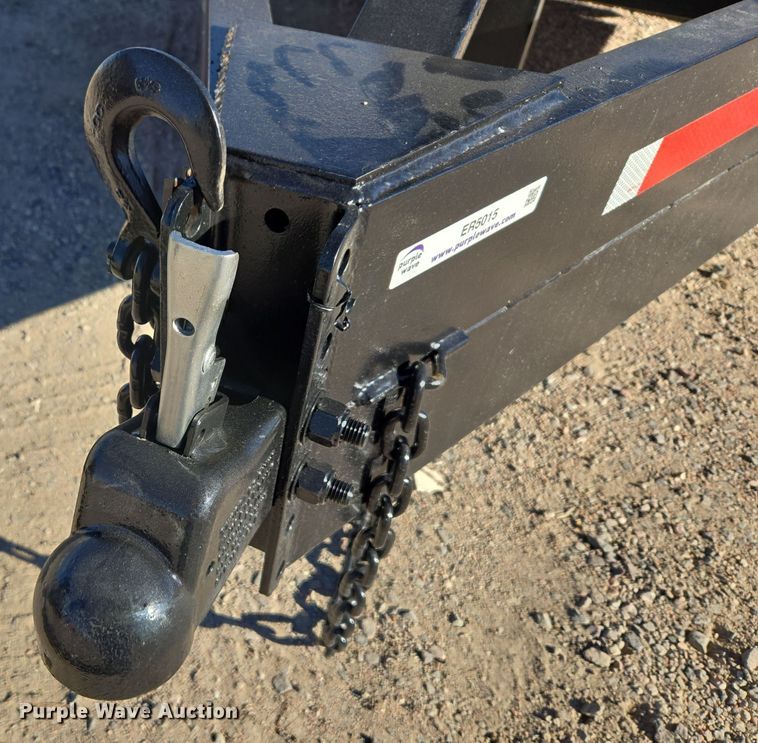 image for item ER5015 2005 Diamond T equipment trailer