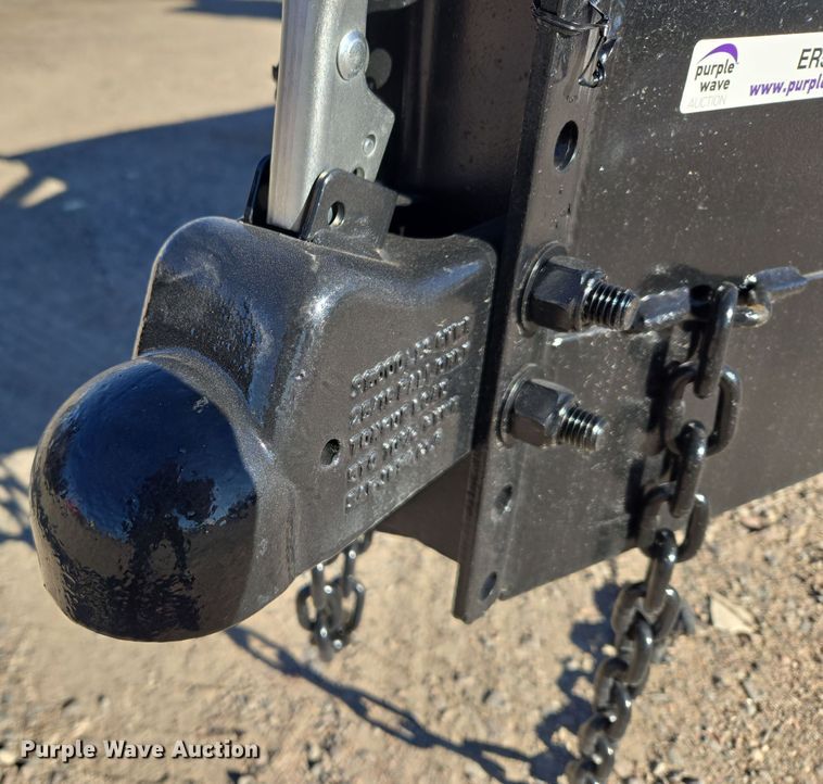 image for item ER5015 2005 Diamond T equipment trailer