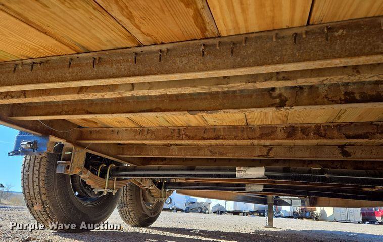 image for item ER5015 2005 Diamond T equipment trailer