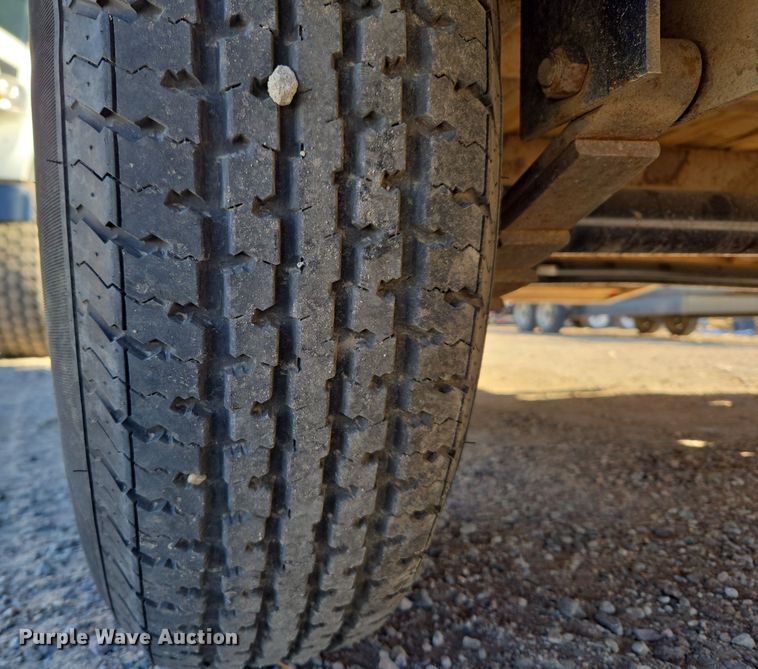 image for item ER5015 2005 Diamond T equipment trailer