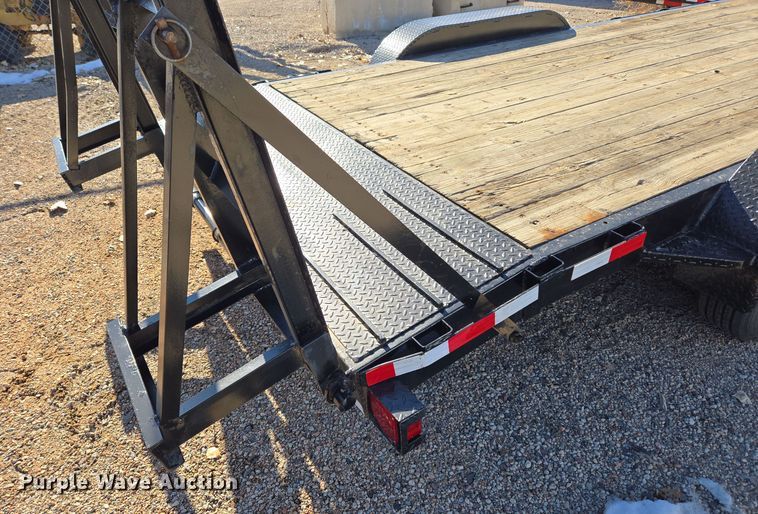 image for item ER5017 2021 Texas Pride EQ722214KBP equipment trailer
