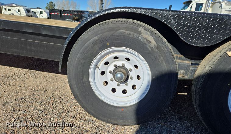 image for item ER5018 2006 Top Hat equipment trailer