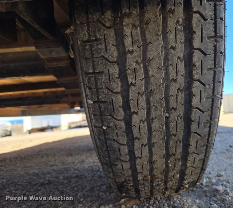 image for item ER5018 2006 Top Hat equipment trailer