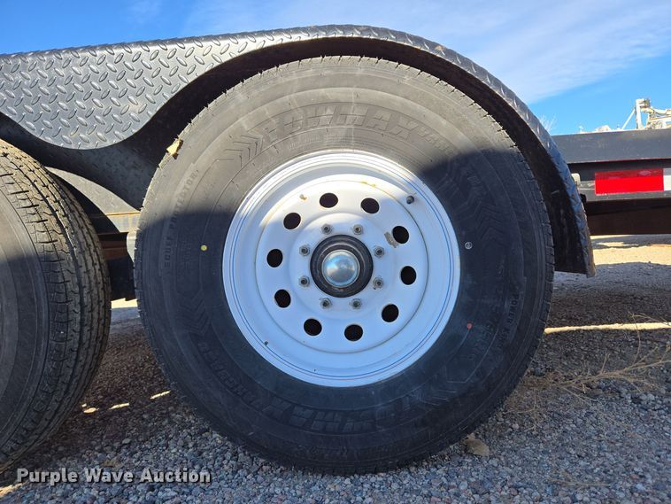 image for item ER5018 2006 Top Hat equipment trailer