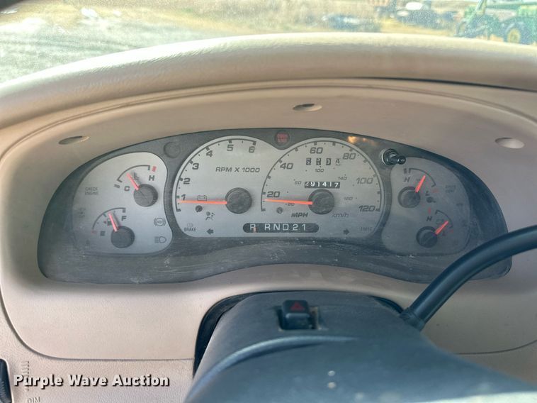 image for item ER8334 2003 Ford Ranger XLT SuperCab pickup truck