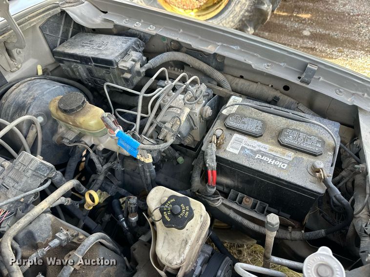 image for item ER8334 2003 Ford Ranger XLT SuperCab pickup truck