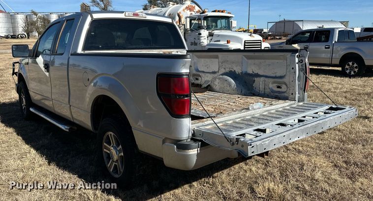 image for item ER8350 2013 Ford F150 SuperCab pickup truck