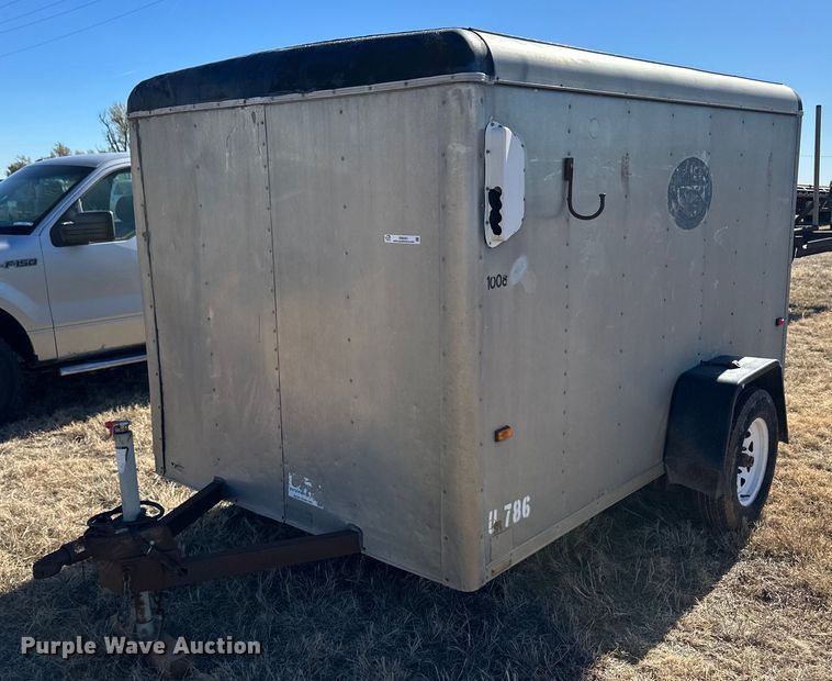 image for item ER8351 1994 Wells Cargo enclosed cargo trailer