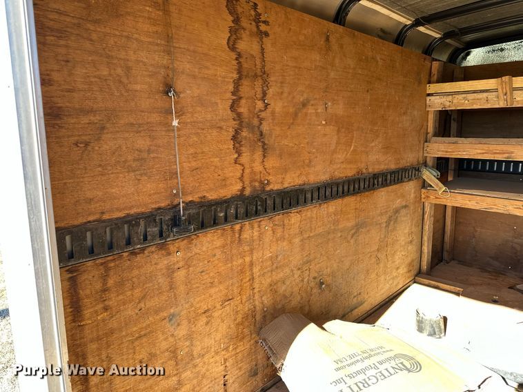 image for item ER8351 1994 Wells Cargo enclosed cargo trailer