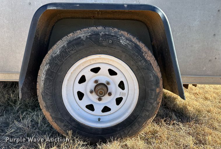 image for item ER8351 1994 Wells Cargo enclosed cargo trailer