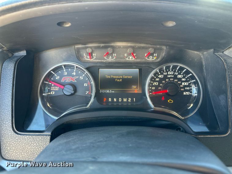 image for item ER8352 2013 Ford F150 SuperCrew pickup truck