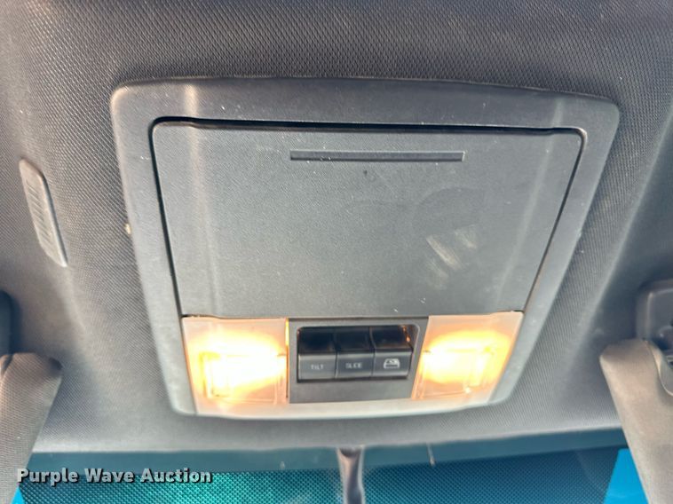 image for item ER8352 2013 Ford F150 SuperCrew pickup truck