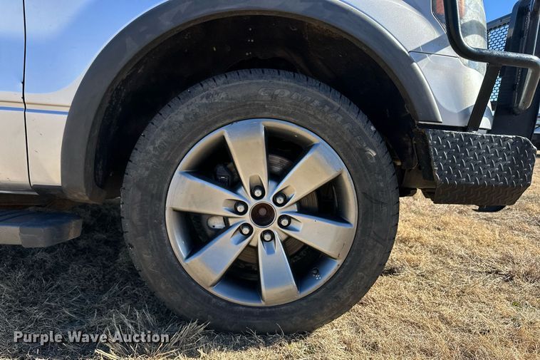 image for item ER8352 2013 Ford F150 SuperCrew pickup truck