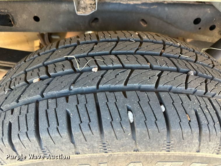 image for item ER8352 2013 Ford F150 SuperCrew pickup truck