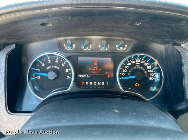 image for item ER8353 2014 Ford F150 SuperCrew pickup truck