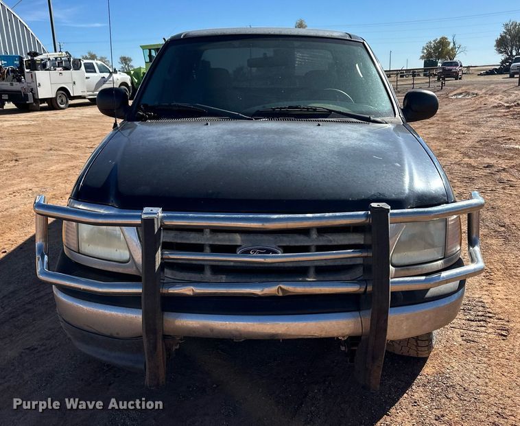 image for item ER8360 2003 Ford F150 SuperCab pickup truck