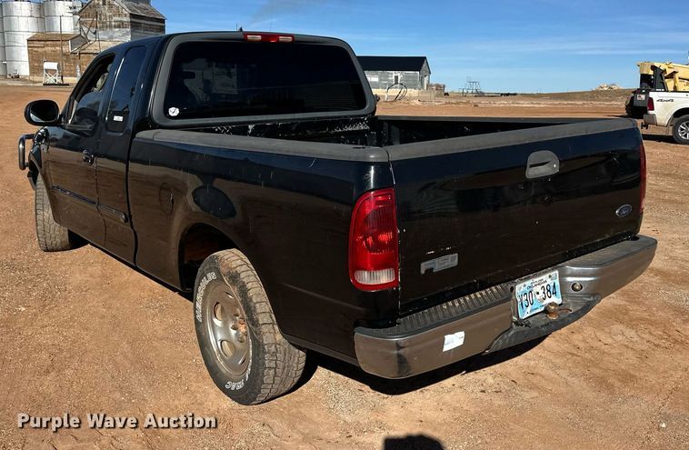 image for item ER8360 2003 Ford F150 SuperCab pickup truck