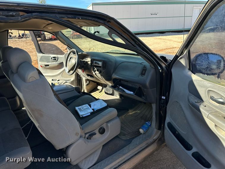 image for item ER8360 2003 Ford F150 SuperCab pickup truck