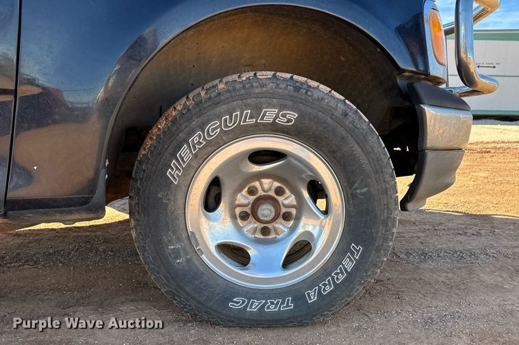 image for item ER8360 2003 Ford F150 SuperCab pickup truck