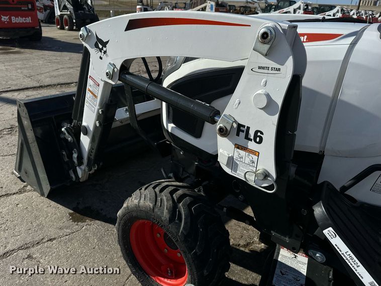 image for item LH9324 Bobcat CT1021 MFWD tractor