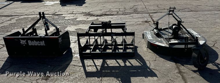 image for item LH9324 Bobcat CT1021 MFWD tractor