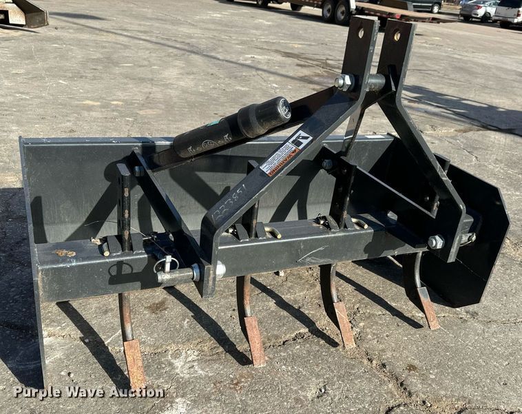 image for item LH9324 Bobcat CT1021 MFWD tractor