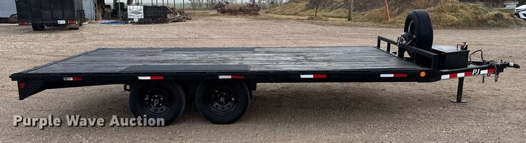 image for item LH9332 2017 PJ equipment trailer