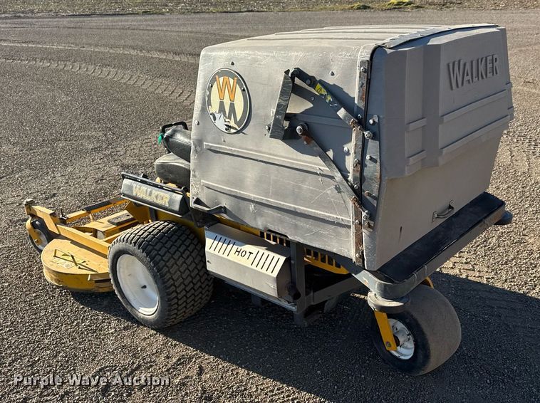 image for item LH9340 Walker T23 ZTR lawn mower