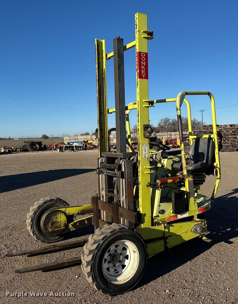 image for item LH9343 Donkey D12-3K forklift