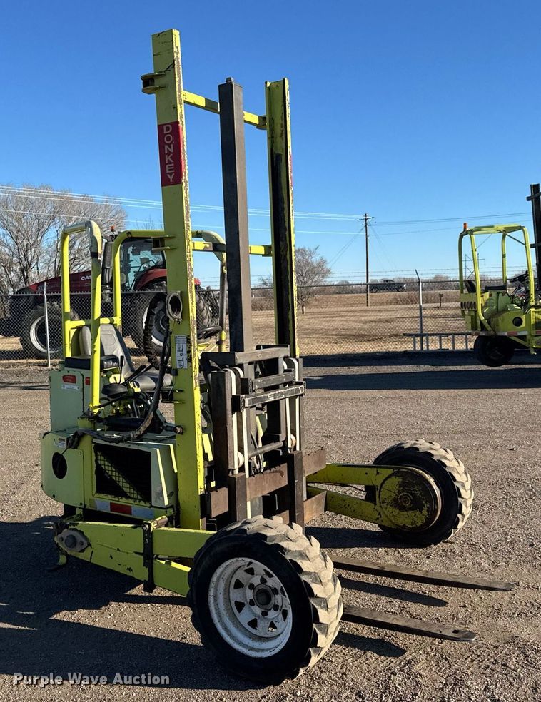 image for item LH9343 Donkey D12-3K forklift